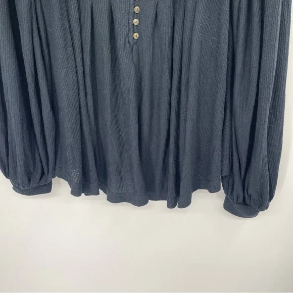 Free People Devin Black Balloon Sleeve Henley Oversized Textured Knit Top - Picture 6 of 13